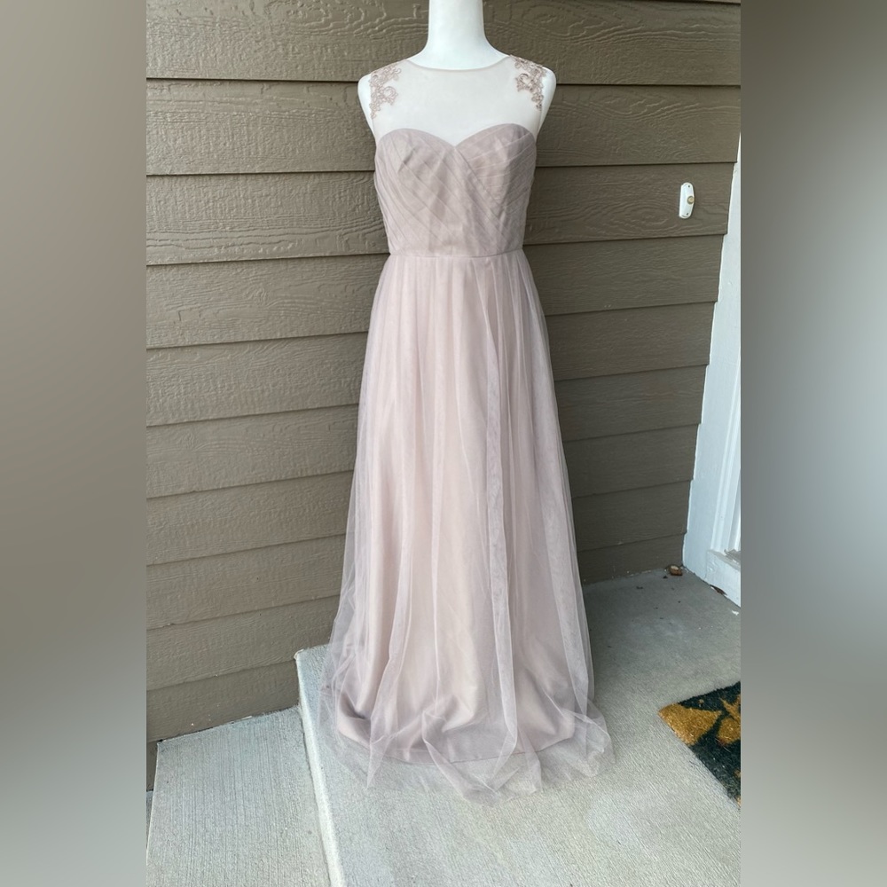 Monique Lhuillier Bridesmaid embroidery Dress (Tulle), size 8